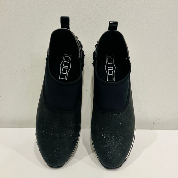 Cult sneakers with faceted detail on heel and glittered detail - Picture 4 of 9